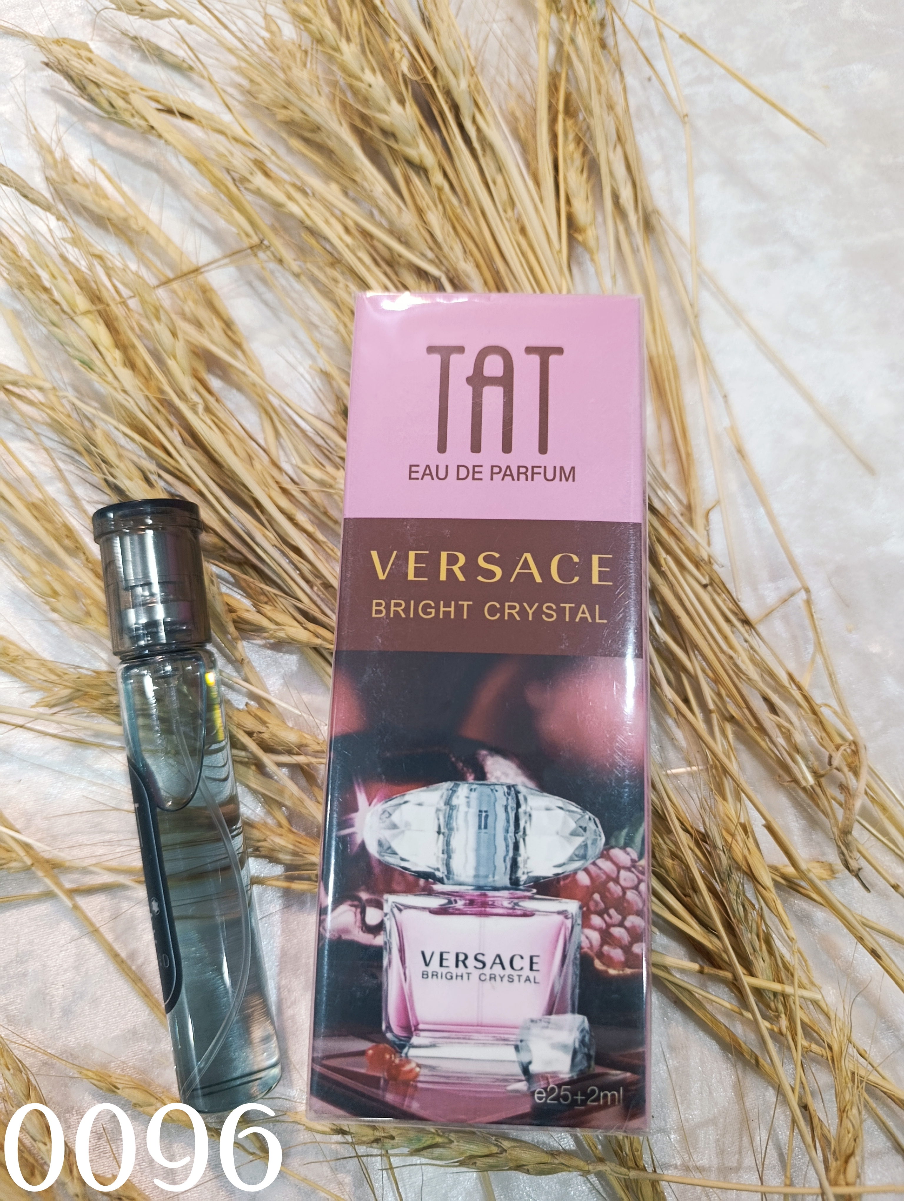 عطر تات25میلی با رایحه ورساچه زنانه اصیل و ماندگار