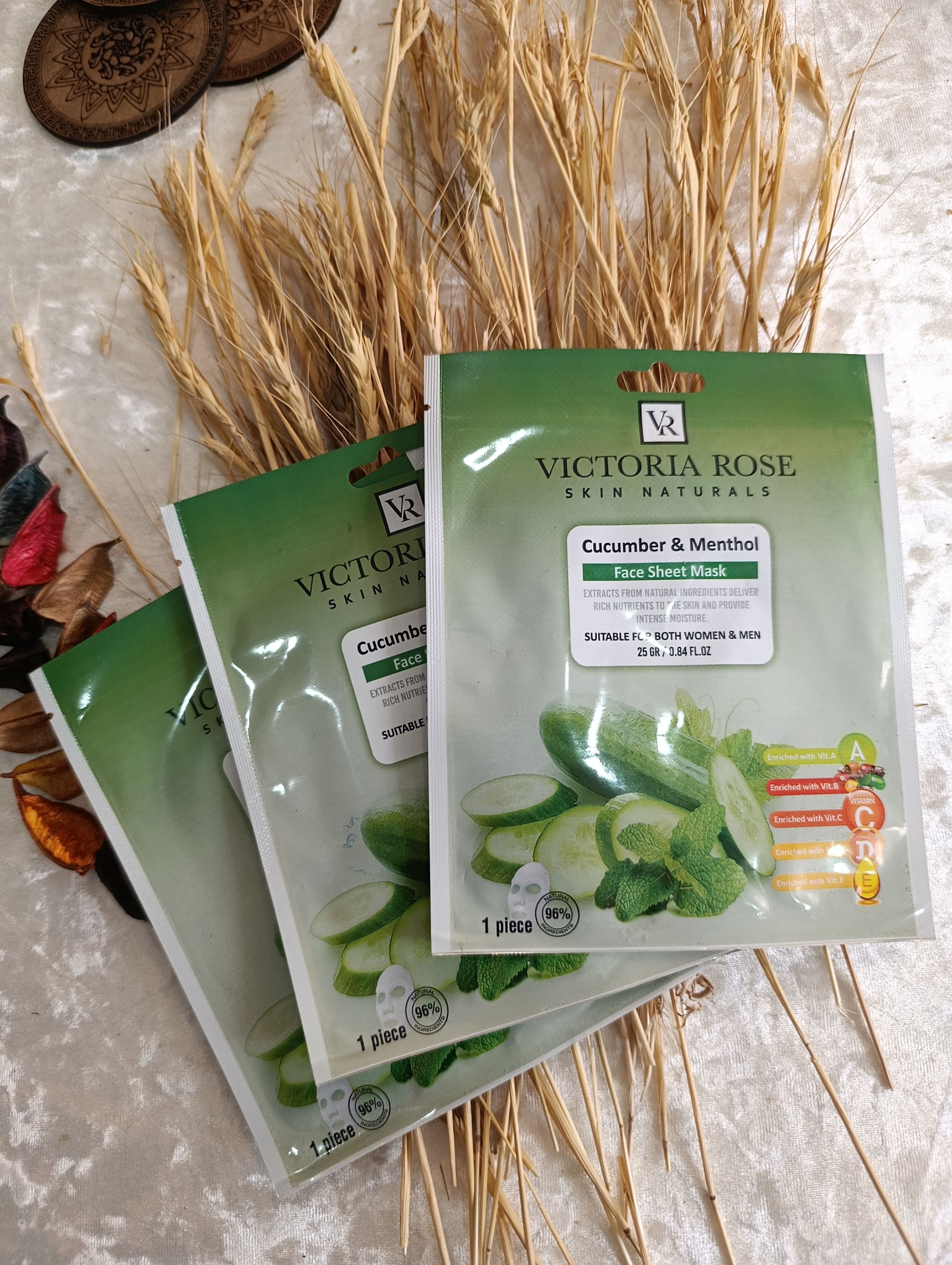 ماسک صورت با خواص میوه Victoria rose اصلی